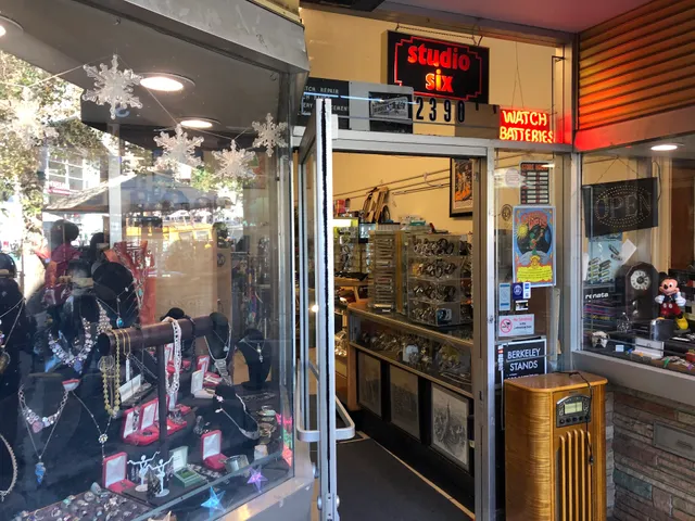 Studio Six Jewelers