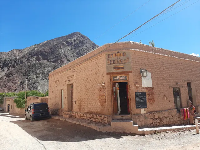 Hostal El Inti Small