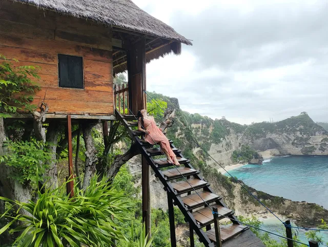 Rumah Pohon "Tree House"