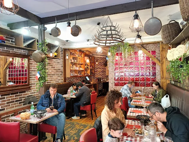 GRAND MÈRE LOUISE - RESTAURANT TRADITIONNEL SAVOYARD