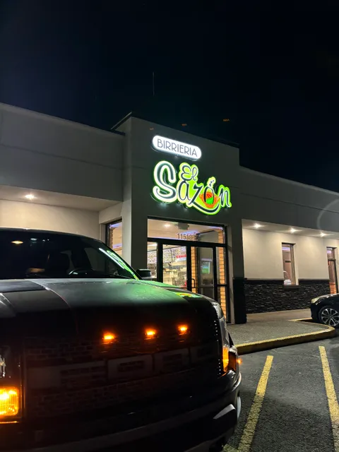 El Sazon Birrieria