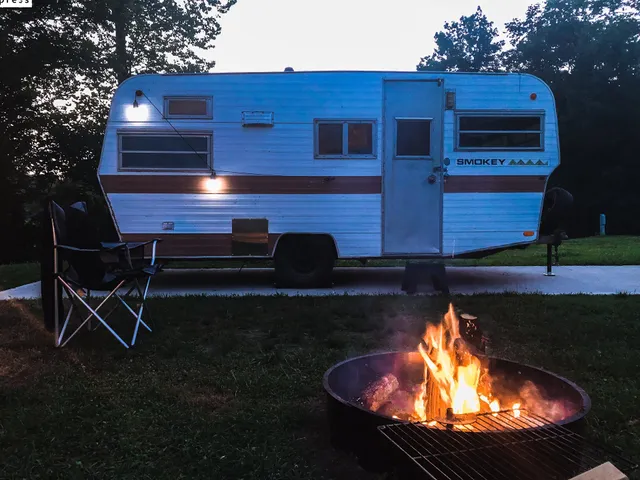 Riverfront Rental Cabins