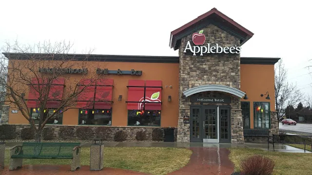 Applebee's Grill + Bar