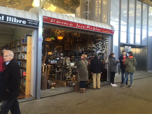 El desván de José Robles