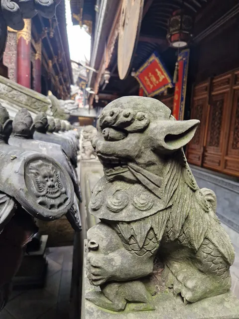 Daduizhang Hotpot (Hong Ya Dong Dian)