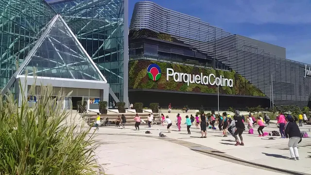 Parque La Colina Shopping Mall