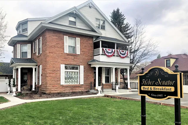 Heber Senator Bed and Breakfast