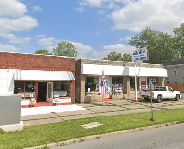 Bolins Odds & Ends New mattress store