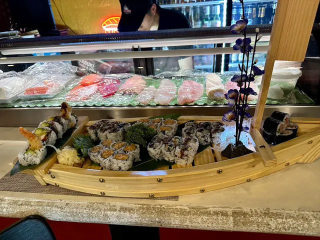 Kabuki Sushi & Poke Bowl