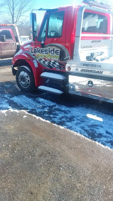 LAKESIDE AUTO SERVICE