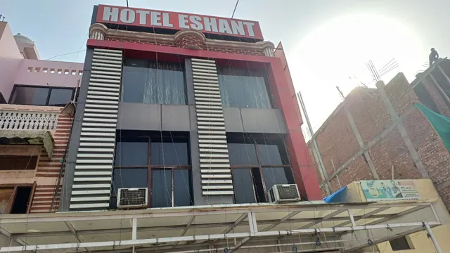 OYO 37657 Hotel Eshant