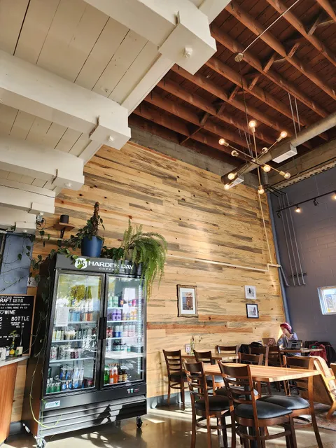 Harder Day Coffee Company - Macadam