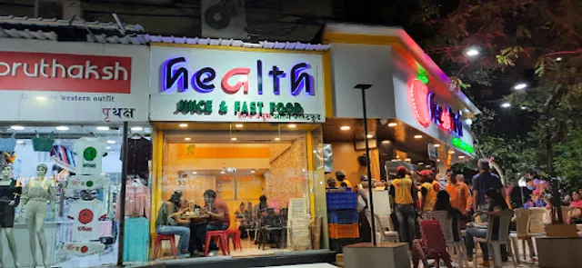 Health Juice and Fast Food