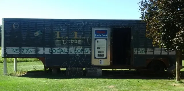 Shawnee Road Antiques