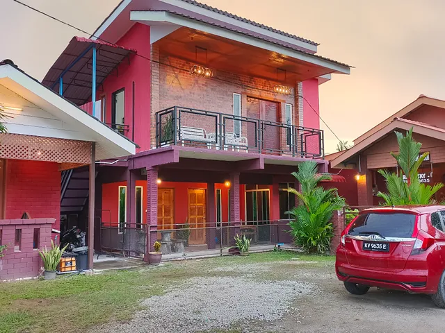 Warisan Tok Chah Roomstay