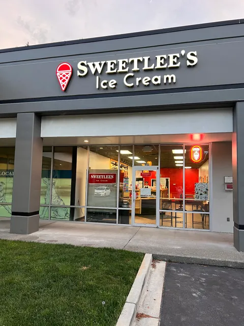 Sweetlee's Ice Cream - West Side Scoop Shop