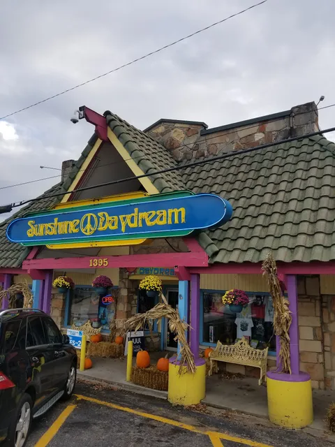 Sunshine Daydream Lake Ozark, MO