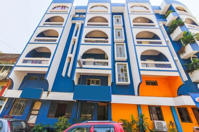 OYO 18505 Hotel Rukmini