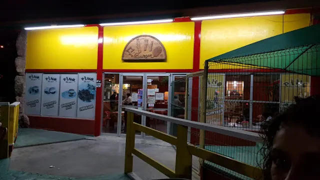 Pino Burger