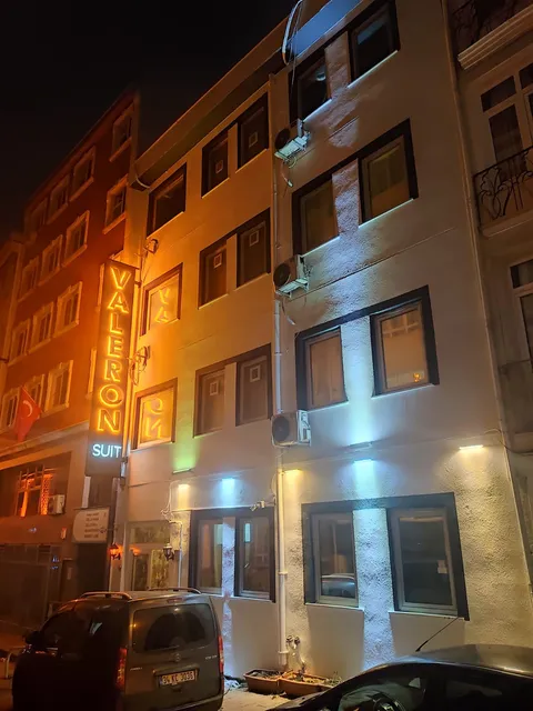 Valeron Suit Otel