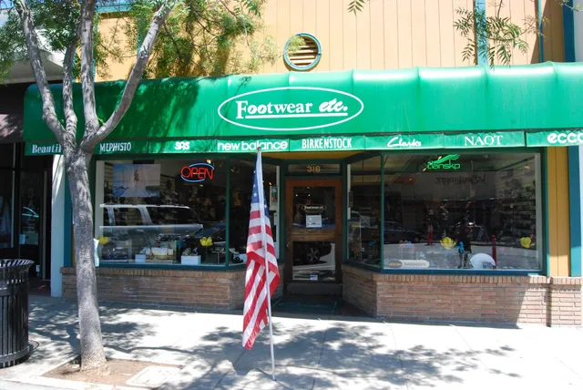 Footwear etc. Los Altos