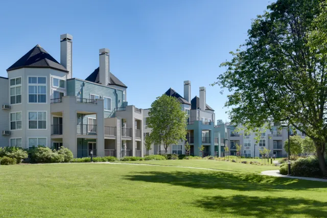 Mission Peaks Apartments