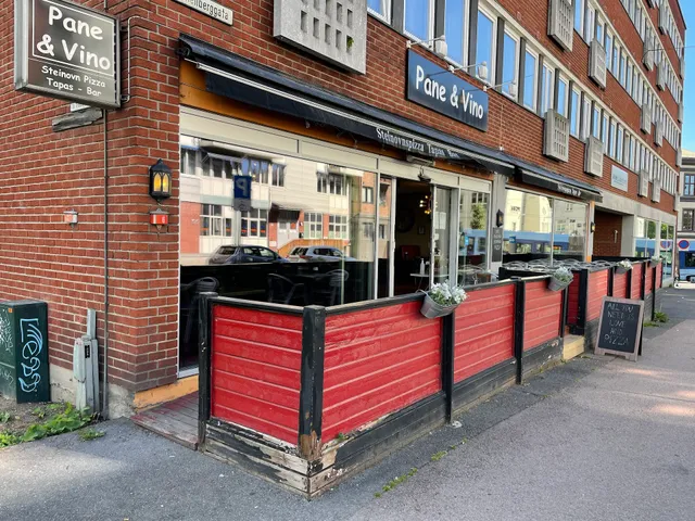Pane & Vino