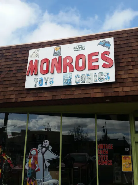 Monroes Collectibles Toys & Comics