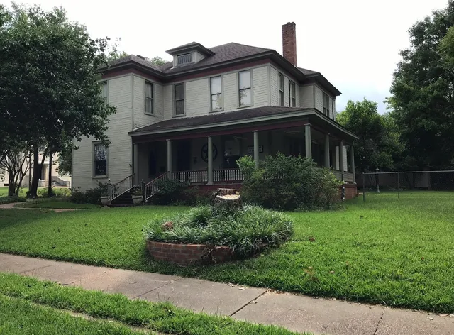 Hardeman House Bed & Breakfast