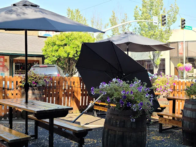 Block 15 Brewing Downtown Pub