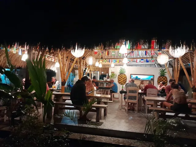 Pineapple resto