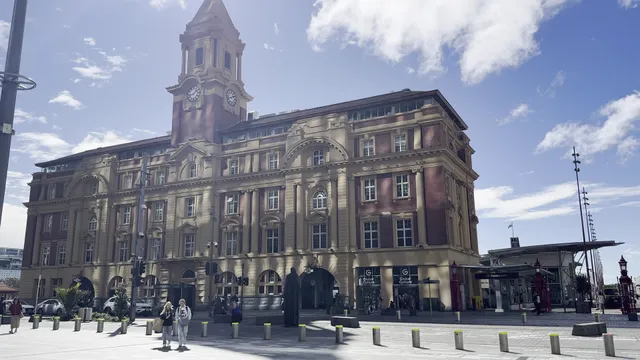 Surf 'N' Snow Backpackers