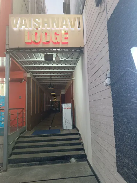 HOTEL VAISHNAVI GRAND