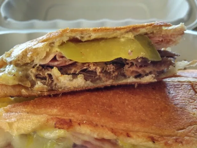 Mama's Cuban Kitchen