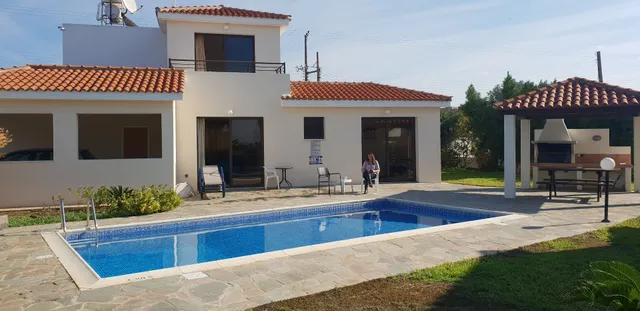 Five Waves Holiday Villas