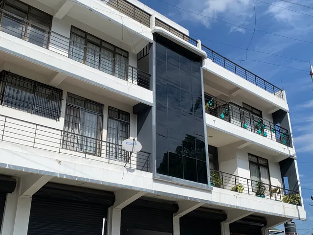 EAST LAND BED & BREAKFAST