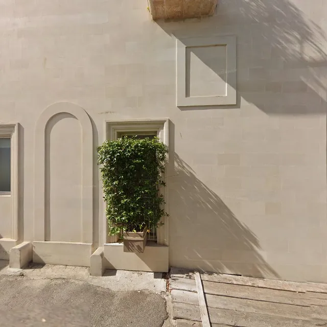 Piazzetta De Summa Scipione, 4