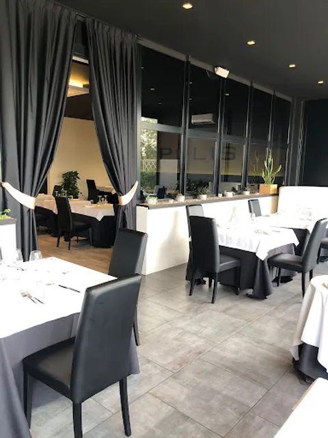 Polis Seafood Restaurant and Pizzeria