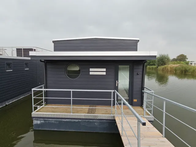 Hausboote am Wangermeer