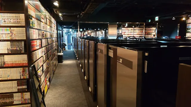 Media Cafe Popeye Umeda DD House