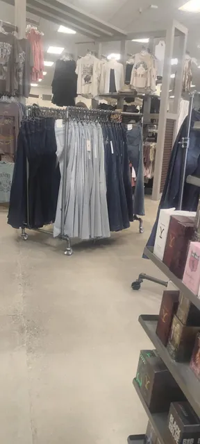 Valley View Shopping Center