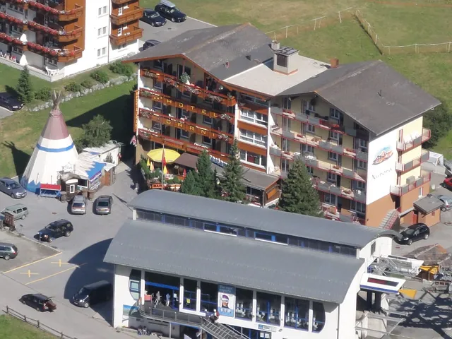 Hotel Primavera Saastal