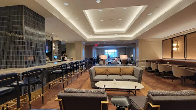 ENTYSE, Wine Bar & Lounge