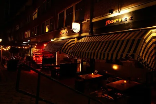 Florizz Bar & Kitchen