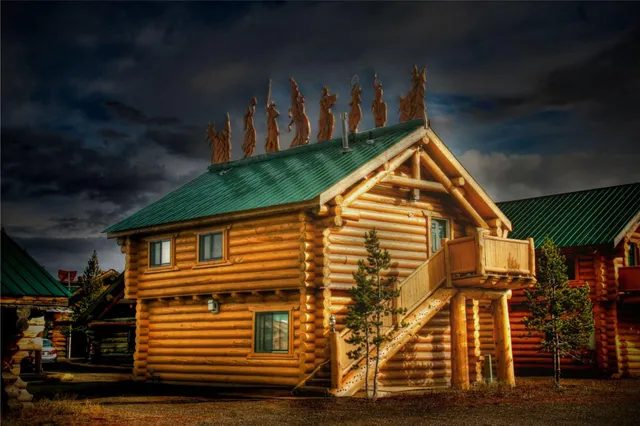 Hibernation Station Cabins