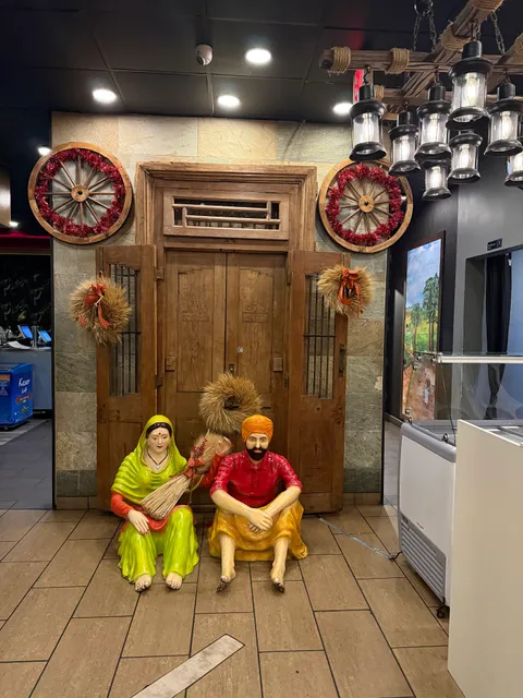 Zimidar Bar and Grill