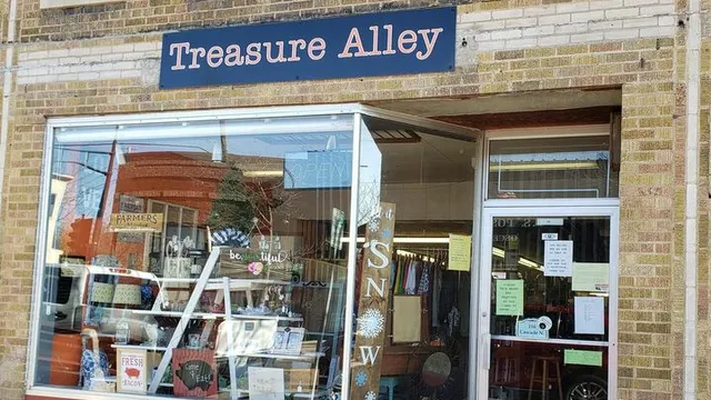 Treasure Alley