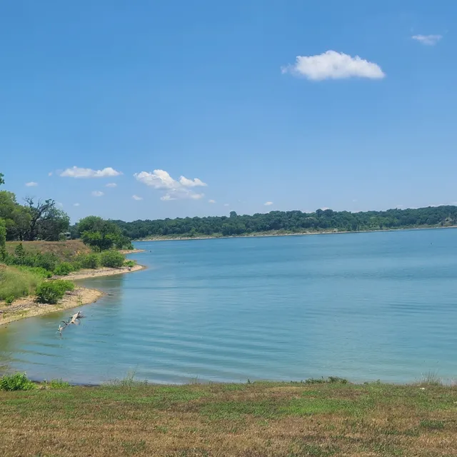 Little Glasses Resort & Marina