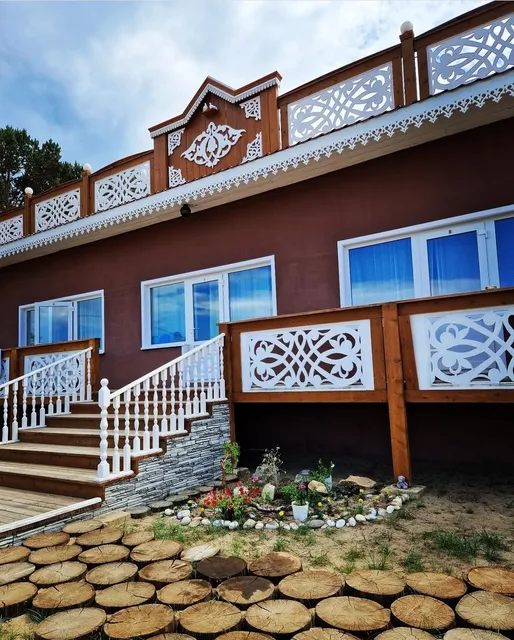 Turbaza U Lukomor'ya