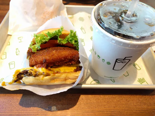 Shake Shack Navy Yard